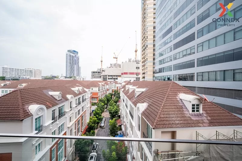 FOR RENT condo , Khun By Yoo , high floor , BTS-Thong Lo , Khlong